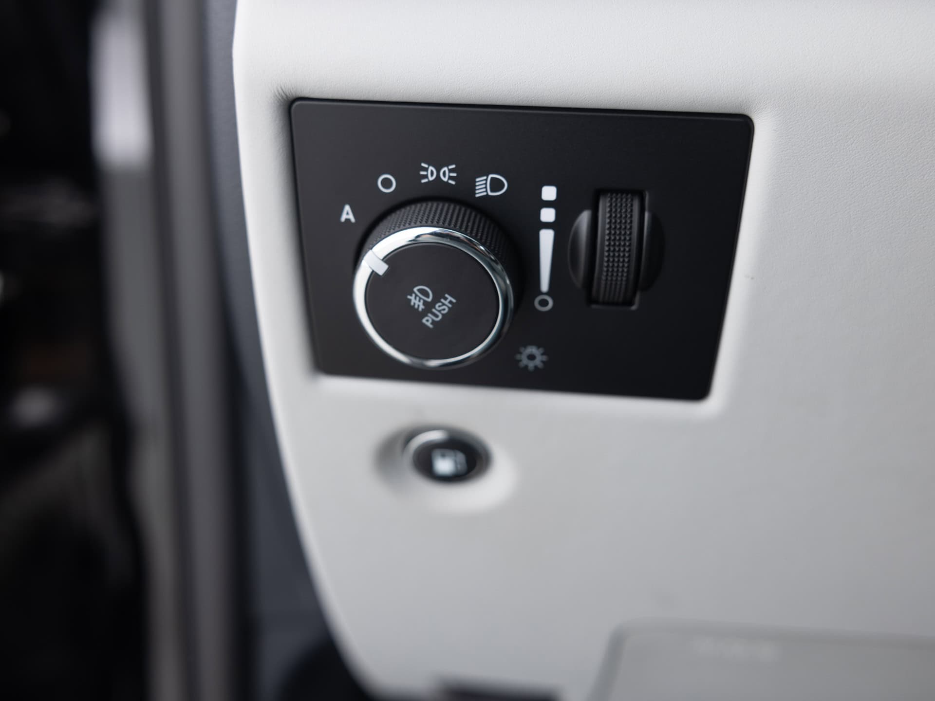 Used Black Jeep Cherokkee Summit_-30 for Sale