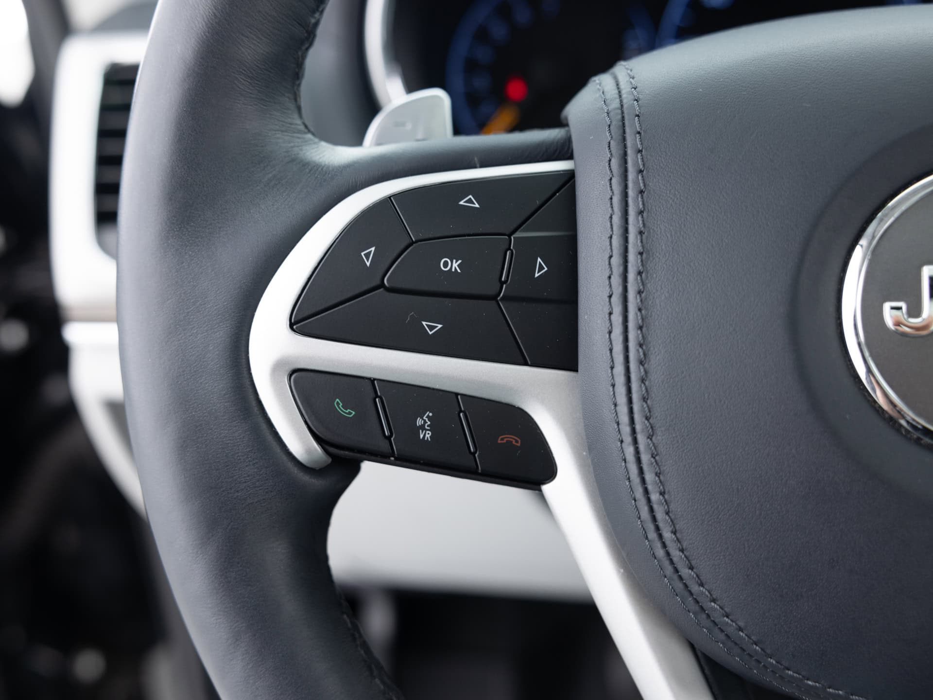 Used Black Jeep Cherokkee Summit_-31 for Sale