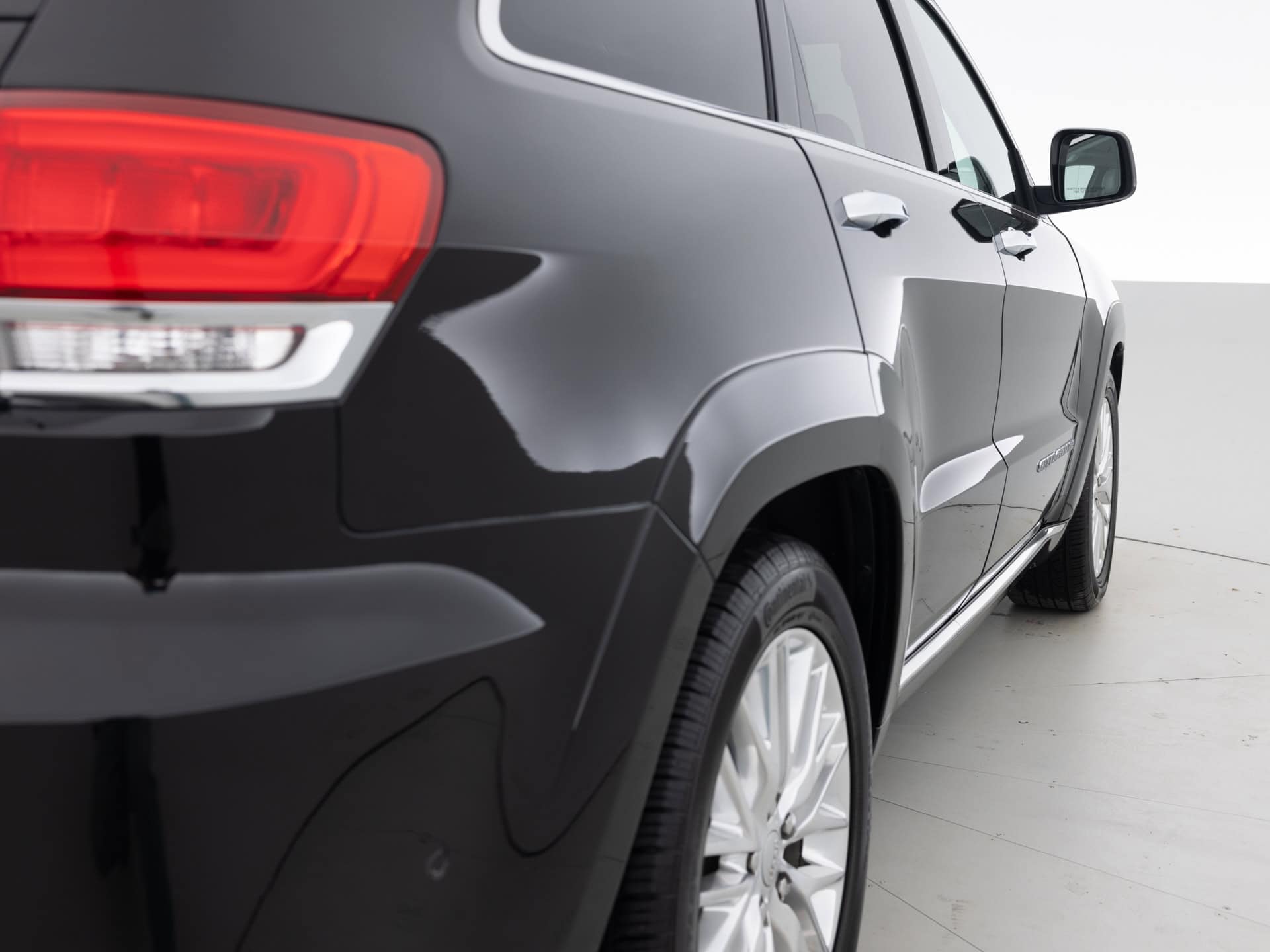 Used Black Jeep Cherokkee Summit_-5 for Sale