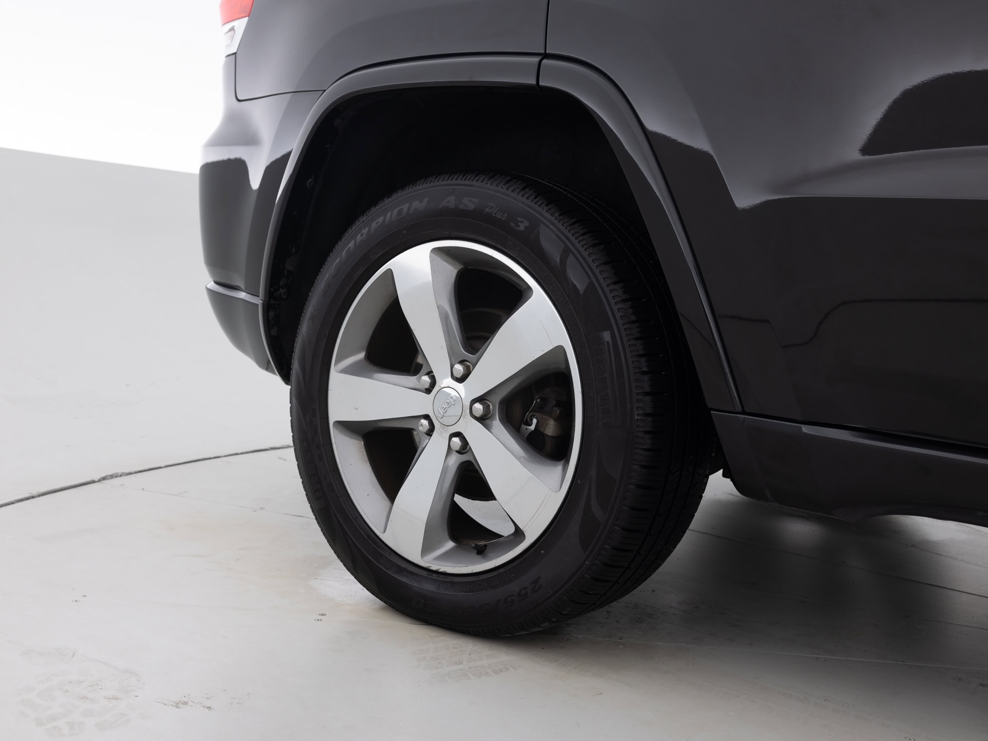 Used Black Jeep Grand Cherokee-11 for Sale