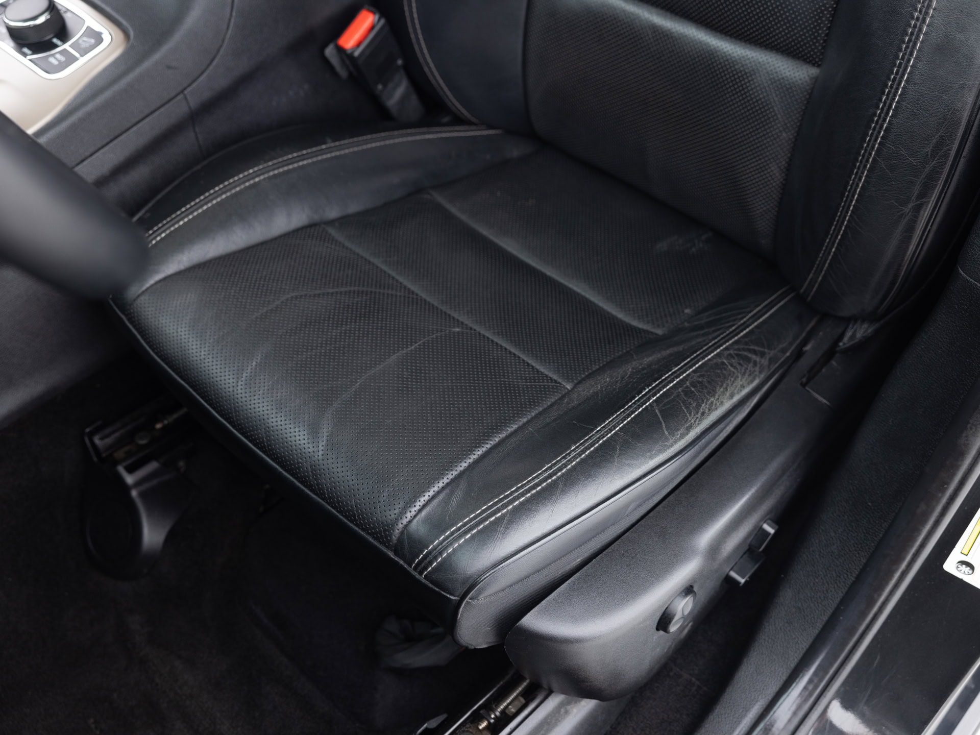 Used Black Jeep Grand Cherokee-13 for Sale