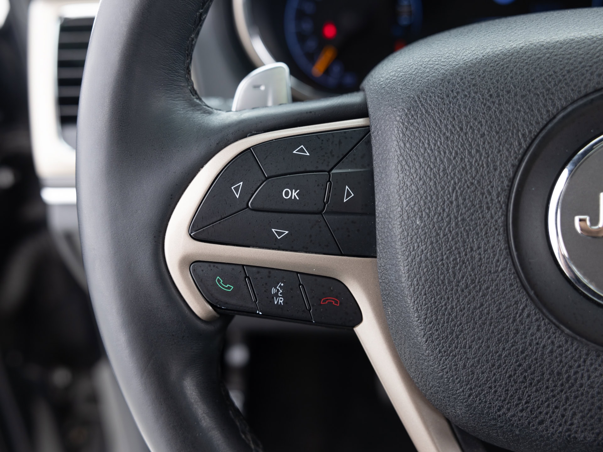 Used Black Jeep Grand Cherokee-31 for Sale