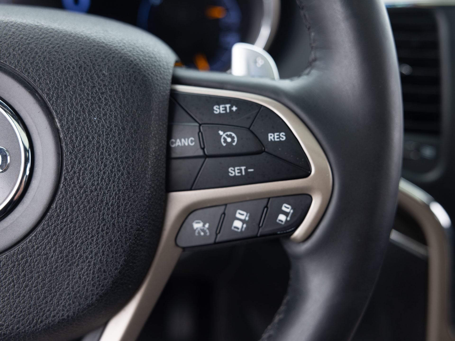 Used Black Jeep Grand Cherokee-32 for Sale