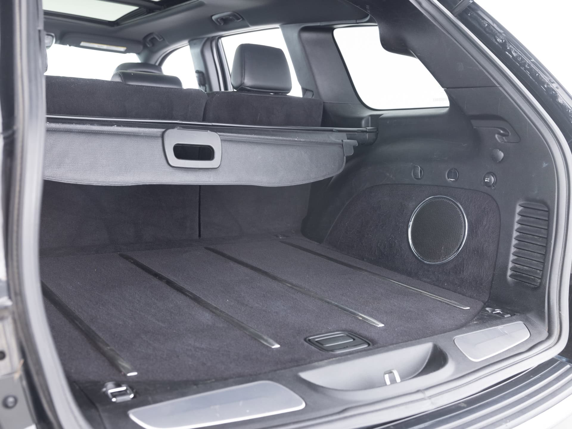 Used Black Jeep Grand Cherokee-34 for Sale