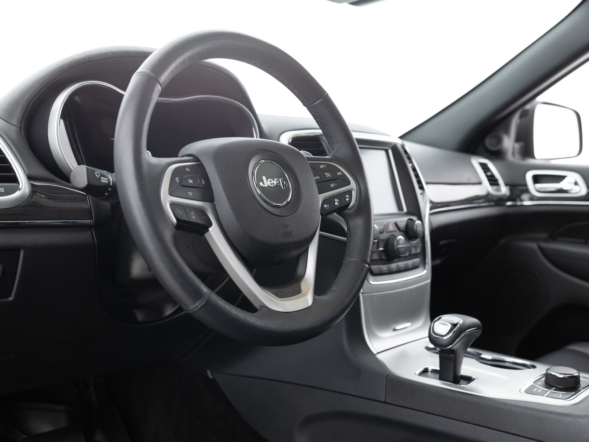 Used Black Jeep Grand Cherokee Altitude-15 for Sale