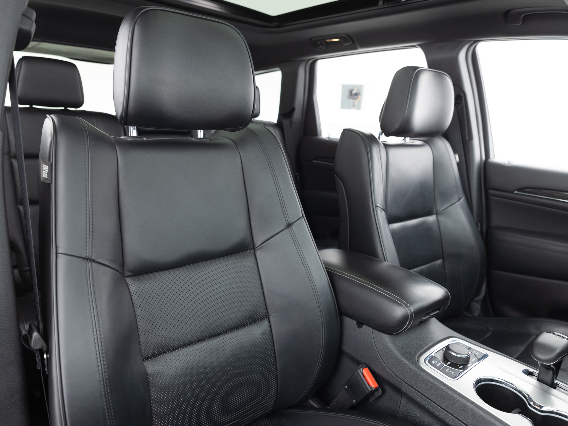 Used Black Jeep Grand Cherokee Altitude-18 for Sale