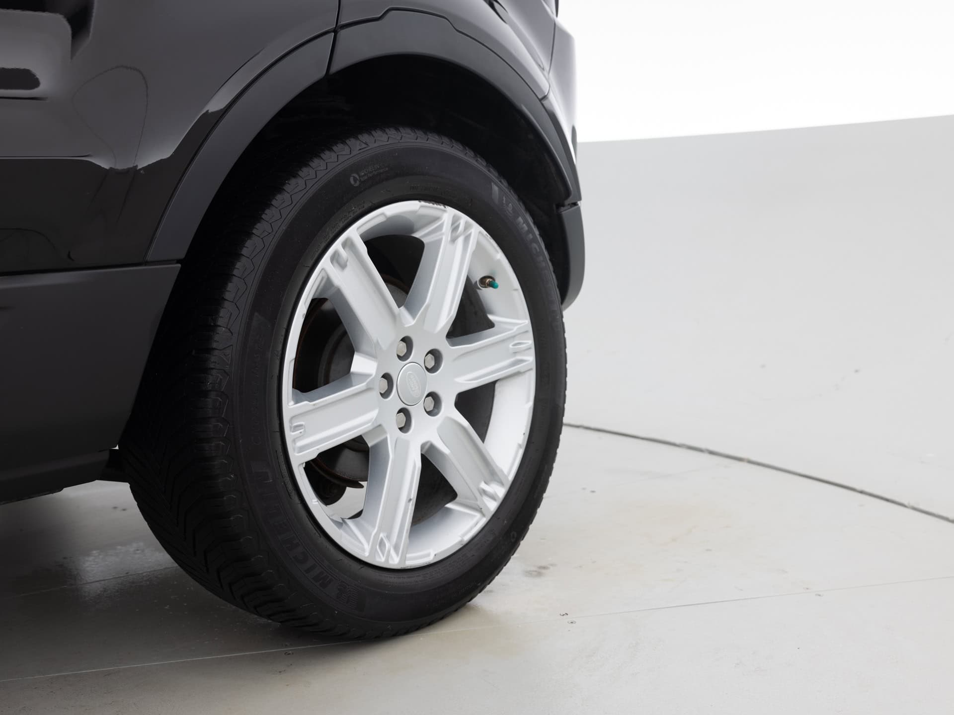 Used Black Land Rover Evoque-10 for Sale