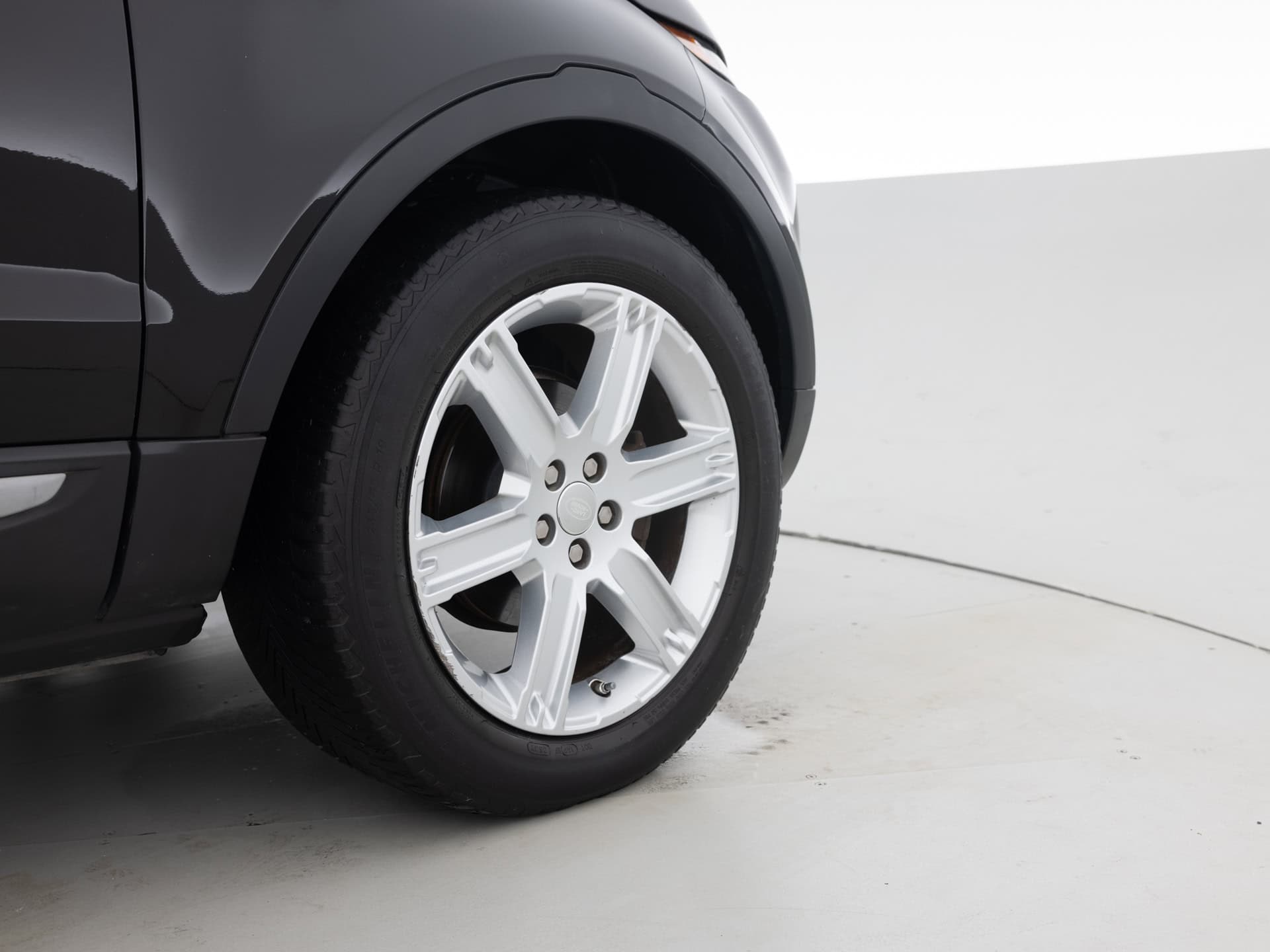 Used Black Land Rover Evoque-12 for Sale