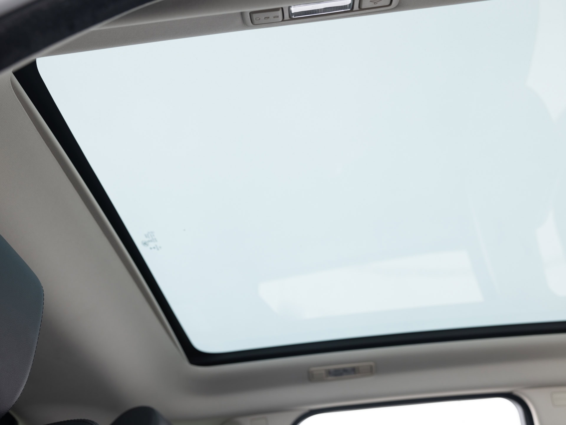 Used Black Land Rover Evoque-23 for Sale