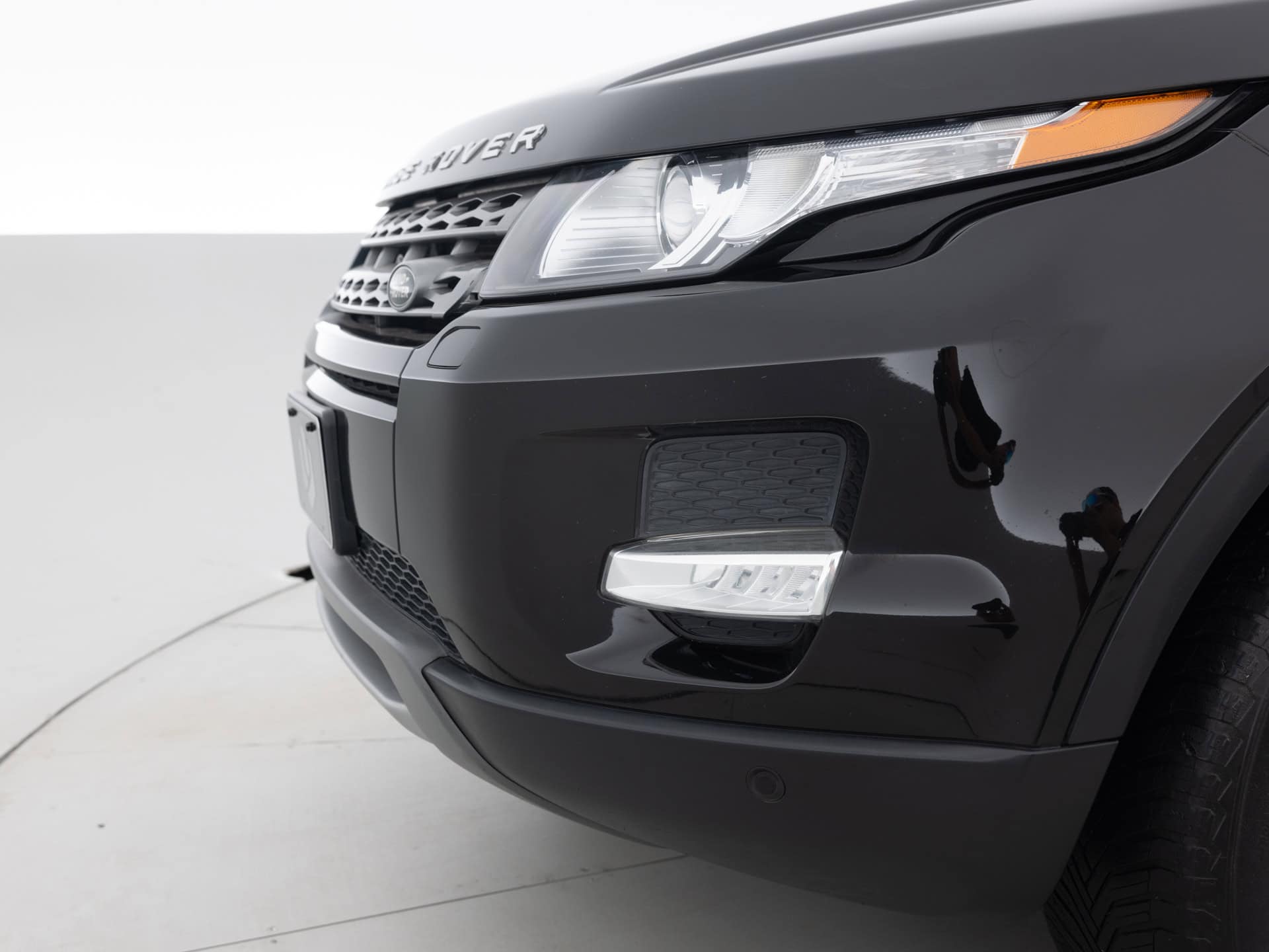 Used Black Land Rover Evoque-7 for Sale