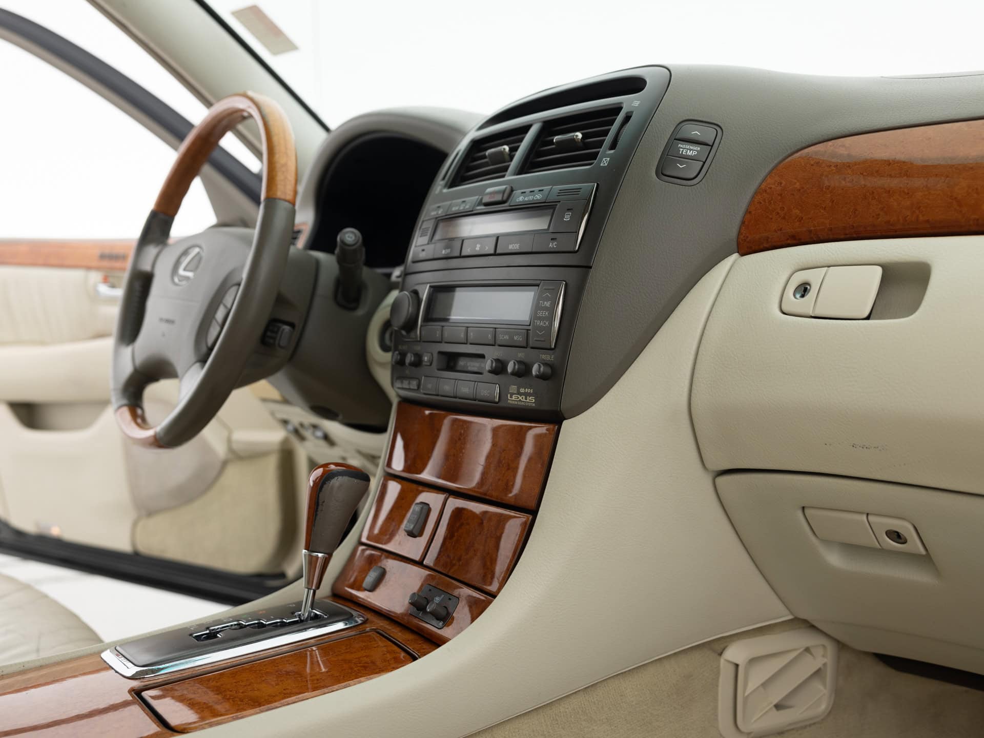 black lexus ls 430 19