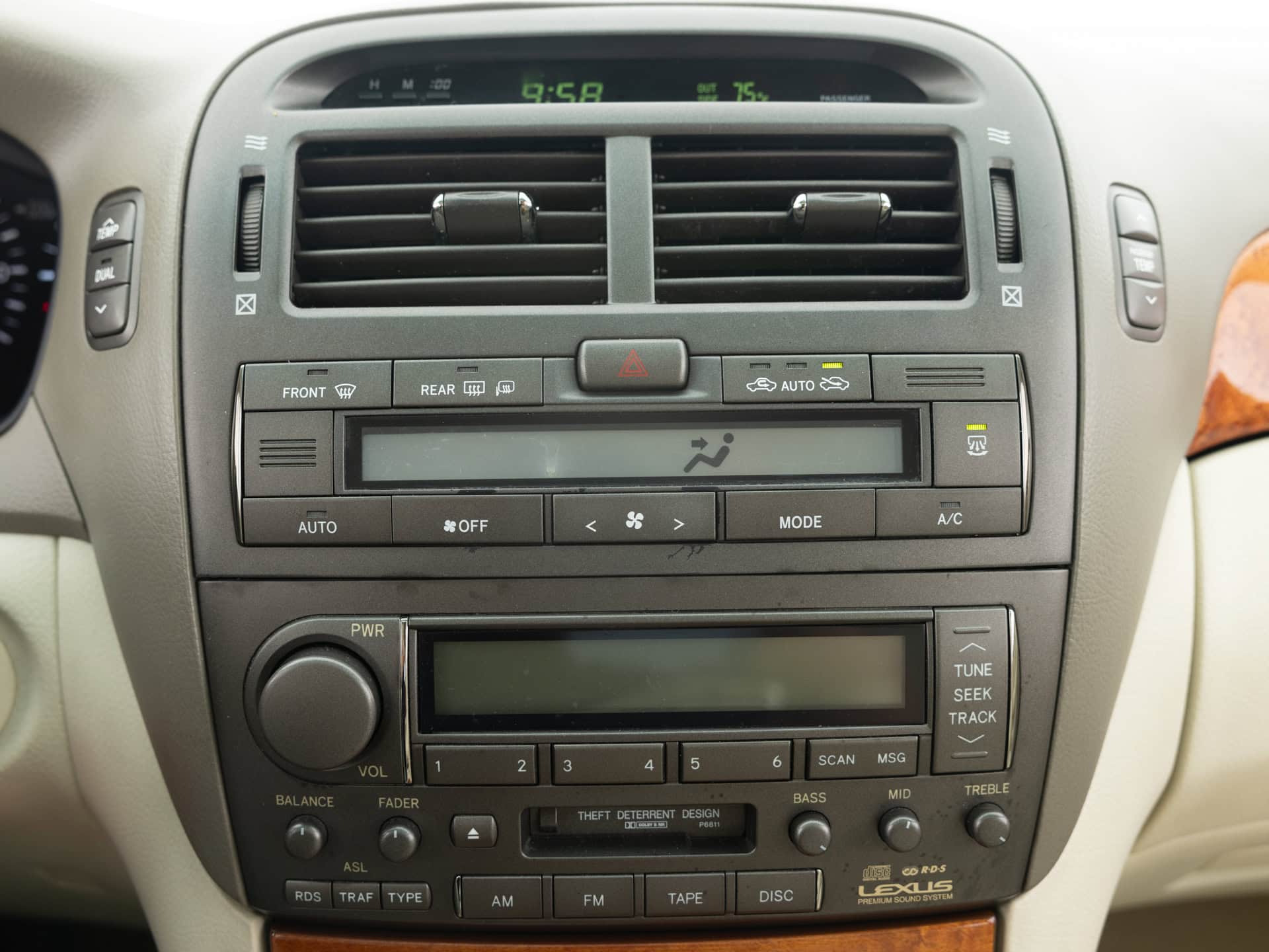 black lexus ls 430 25
