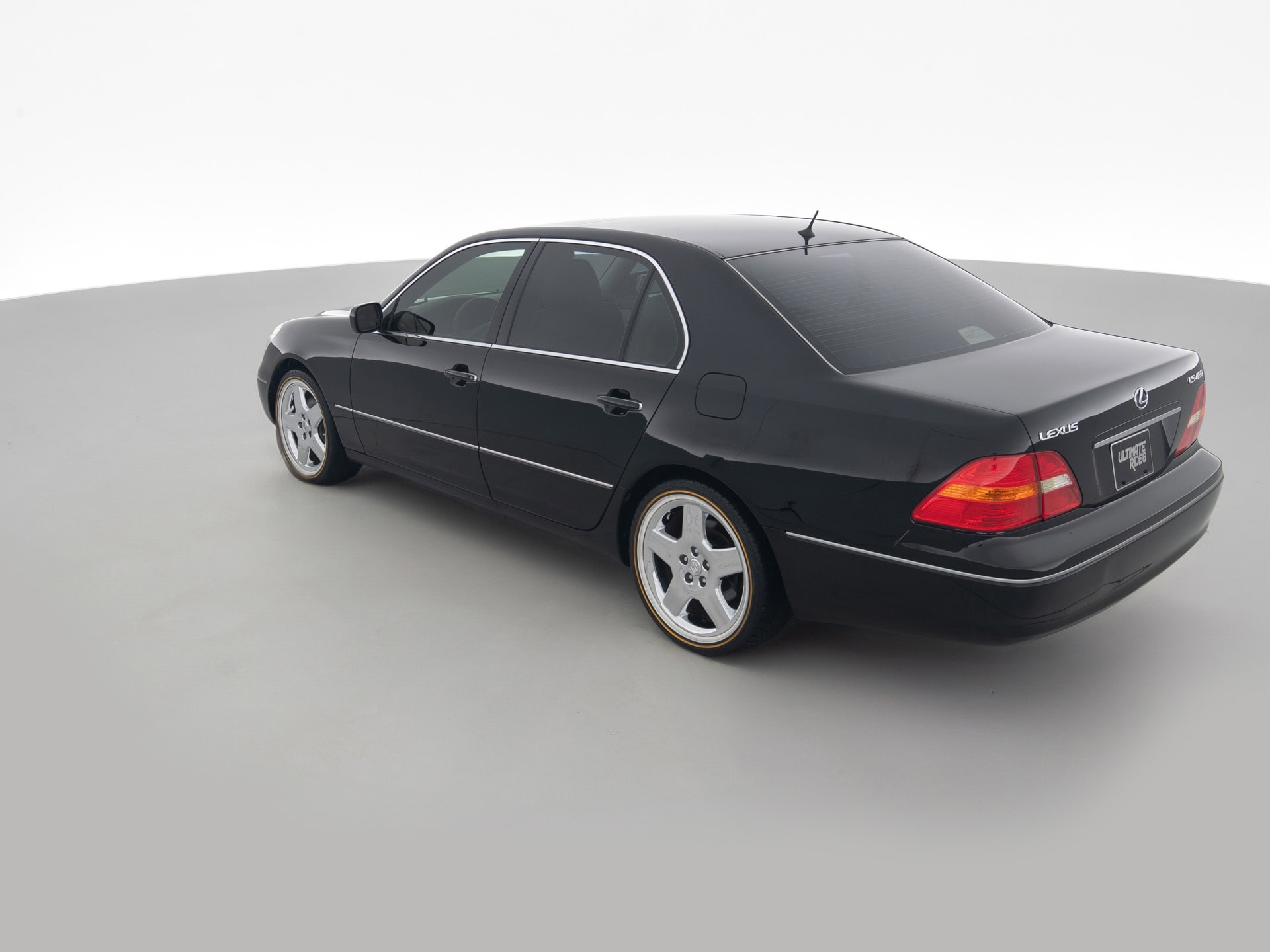 black lexus ls 430 6