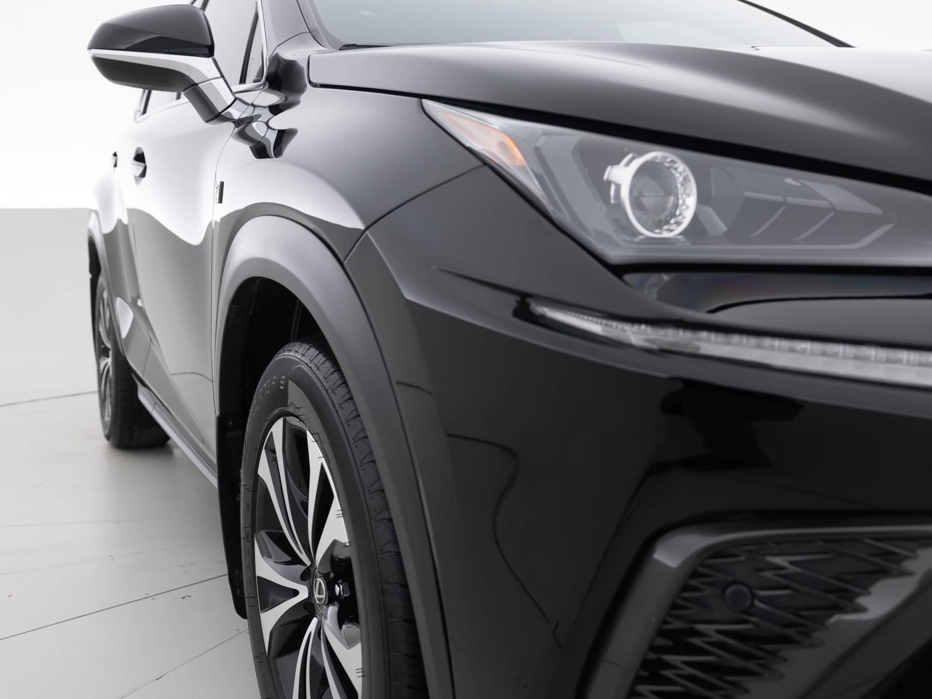 black lexus nx 300 4