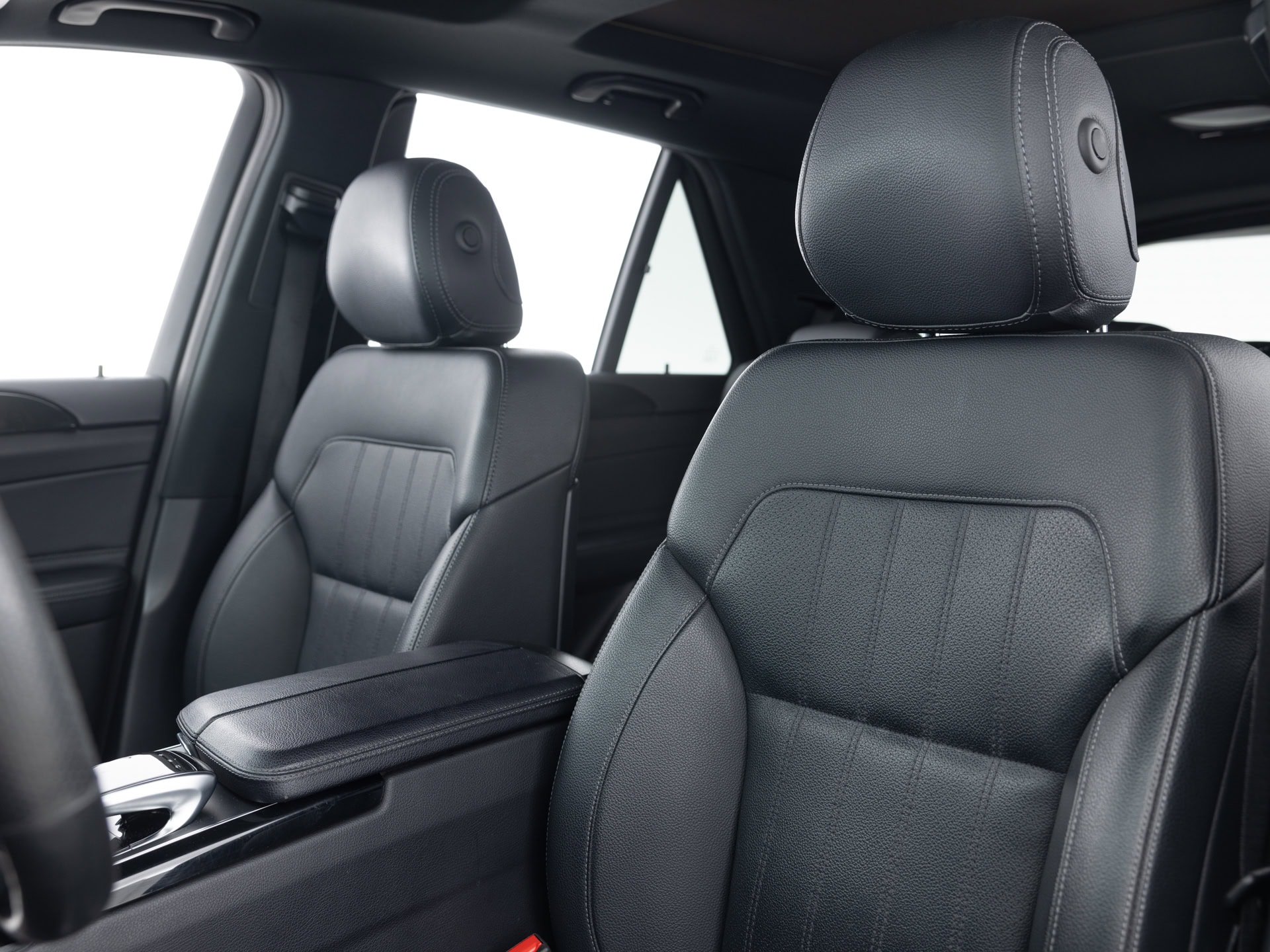 black mercedes gle 400 14