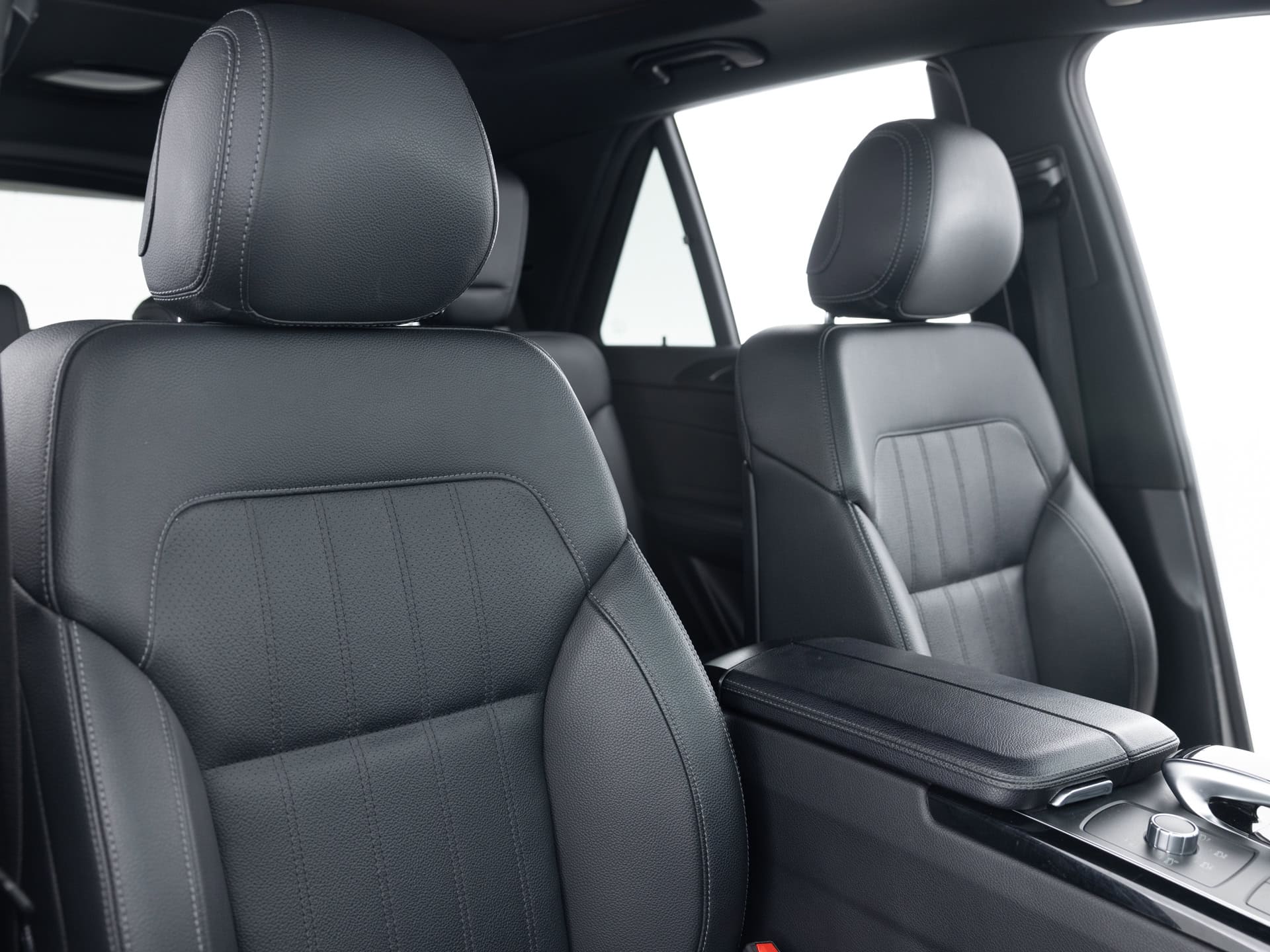 black mercedes gle 400 18