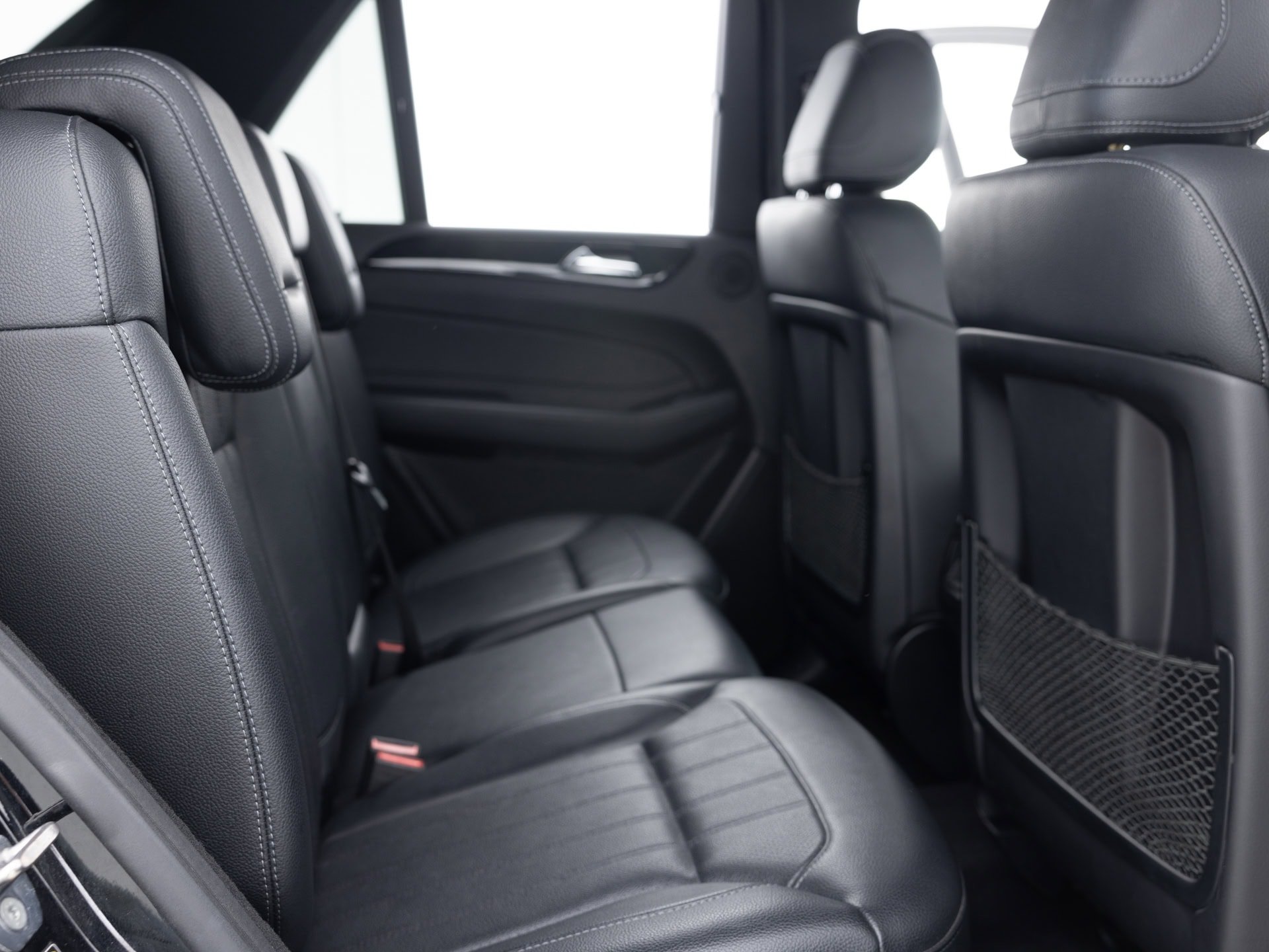 black mercedes gle 400 21