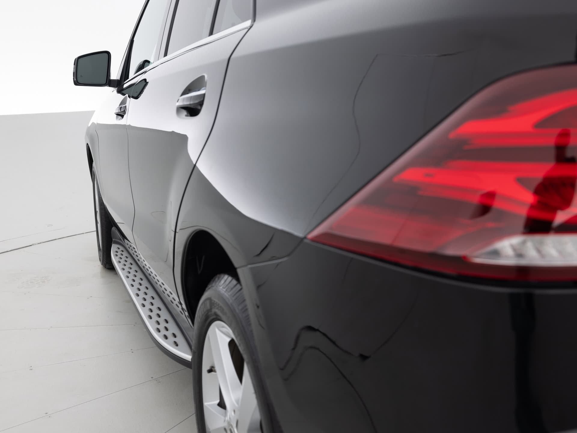 black mercedes gle 400 6