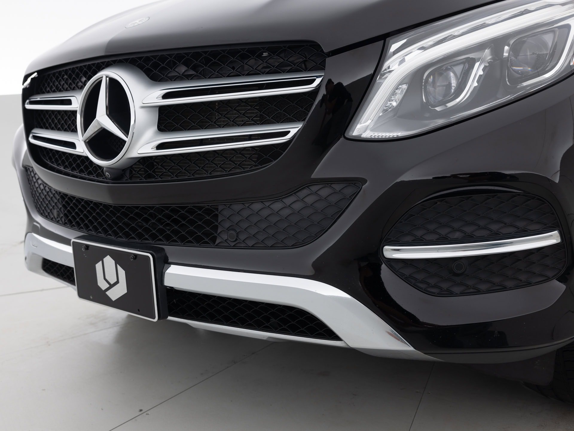 black mercedes gle 400 7