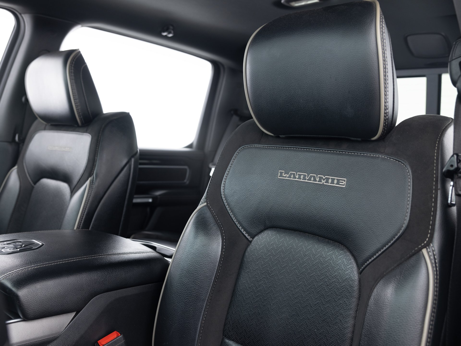 black ram 1500 18