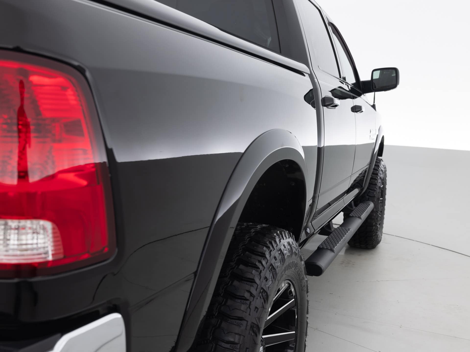 black ram 1500 slt 5