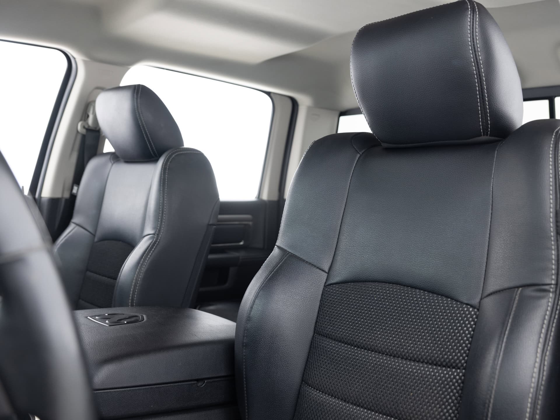 Used Black Ram 2500 Big Horn-18 for Sale