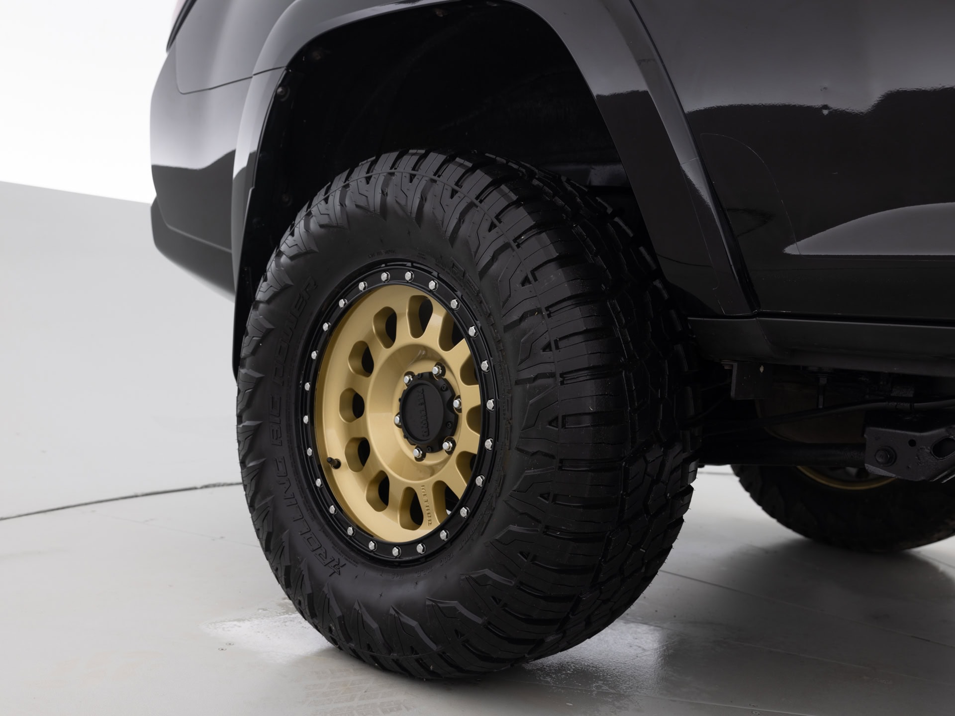 black toyota 4runner 11