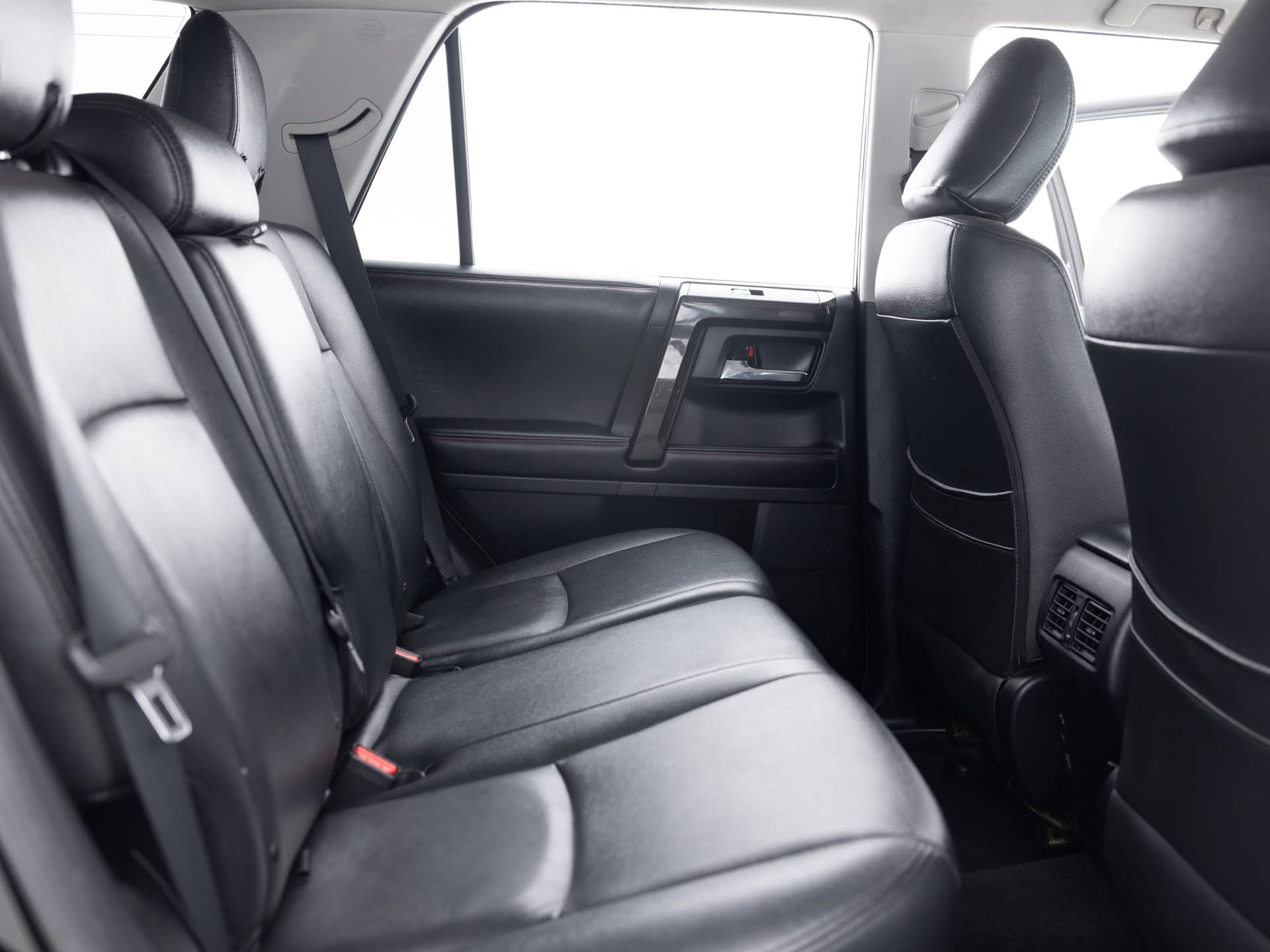 black toyota 4runner 25