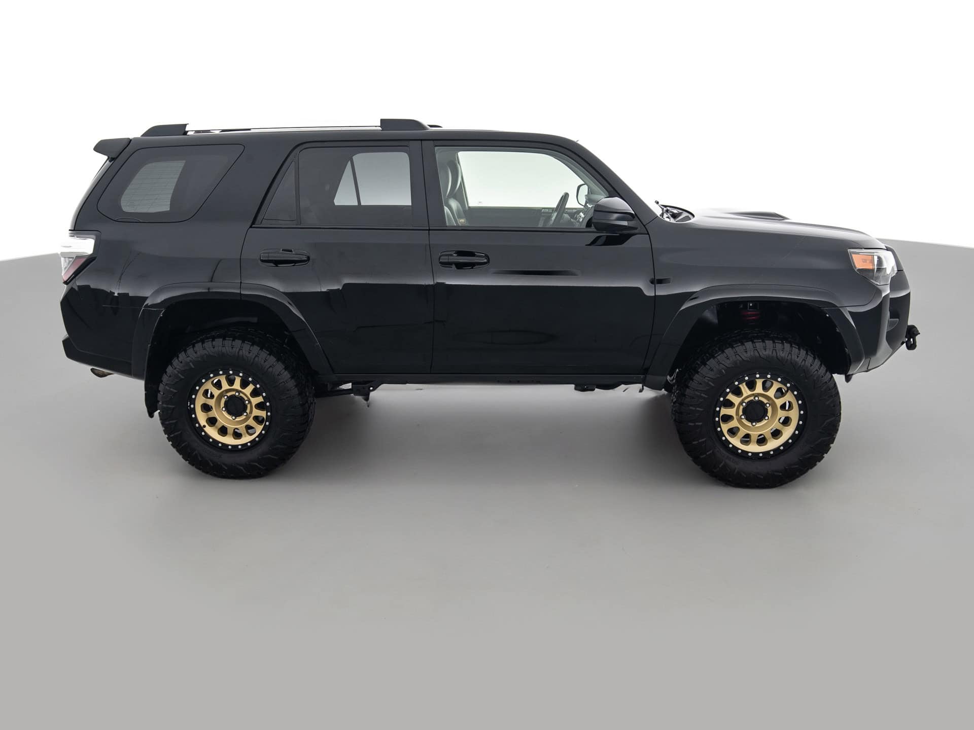 black toyota 4runner 3