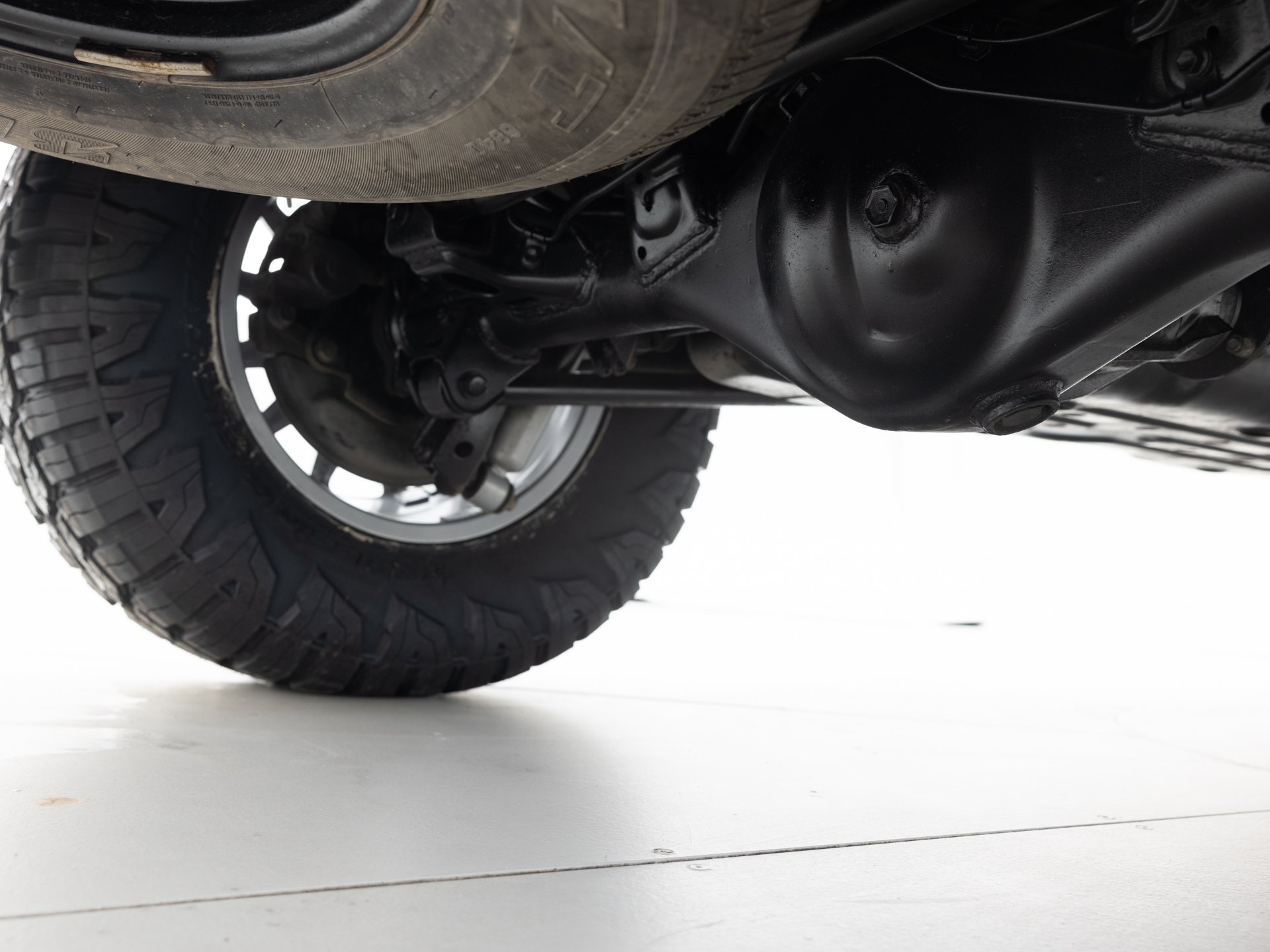 black toyota 4runner sr5 prem 15