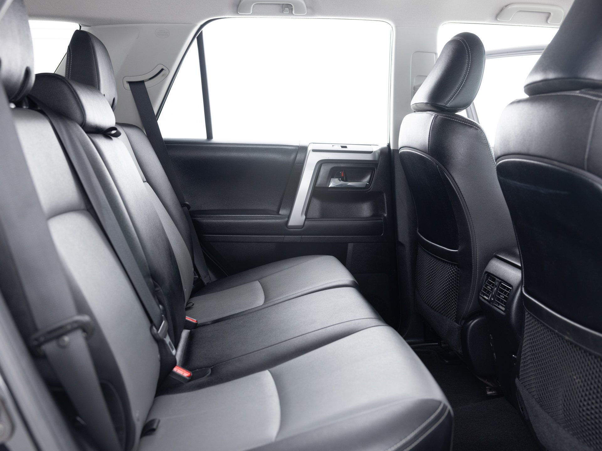 black toyota 4runner sr5 prem 24