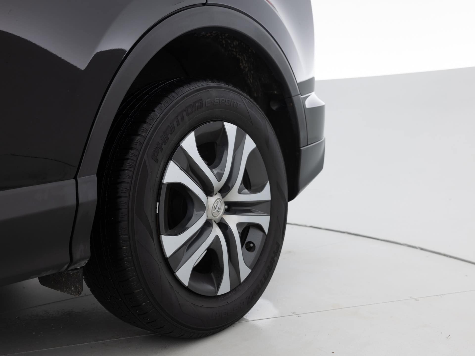 black toyota rav 4 le 10