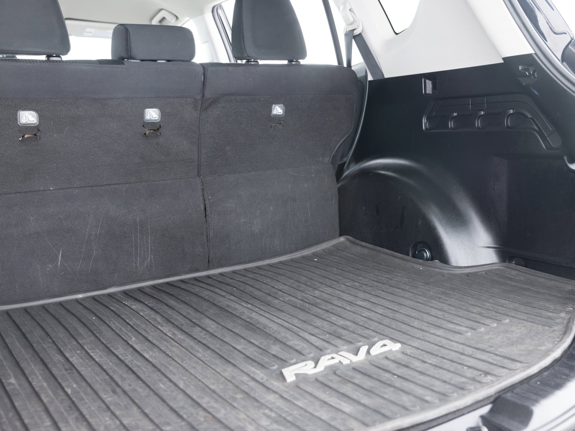 black toyota rav 4 le 31