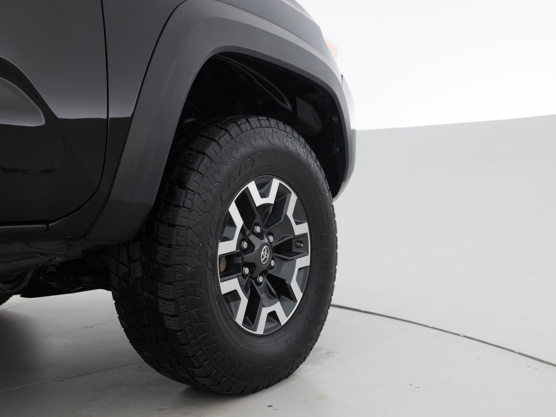 black toyota tacoma double 10