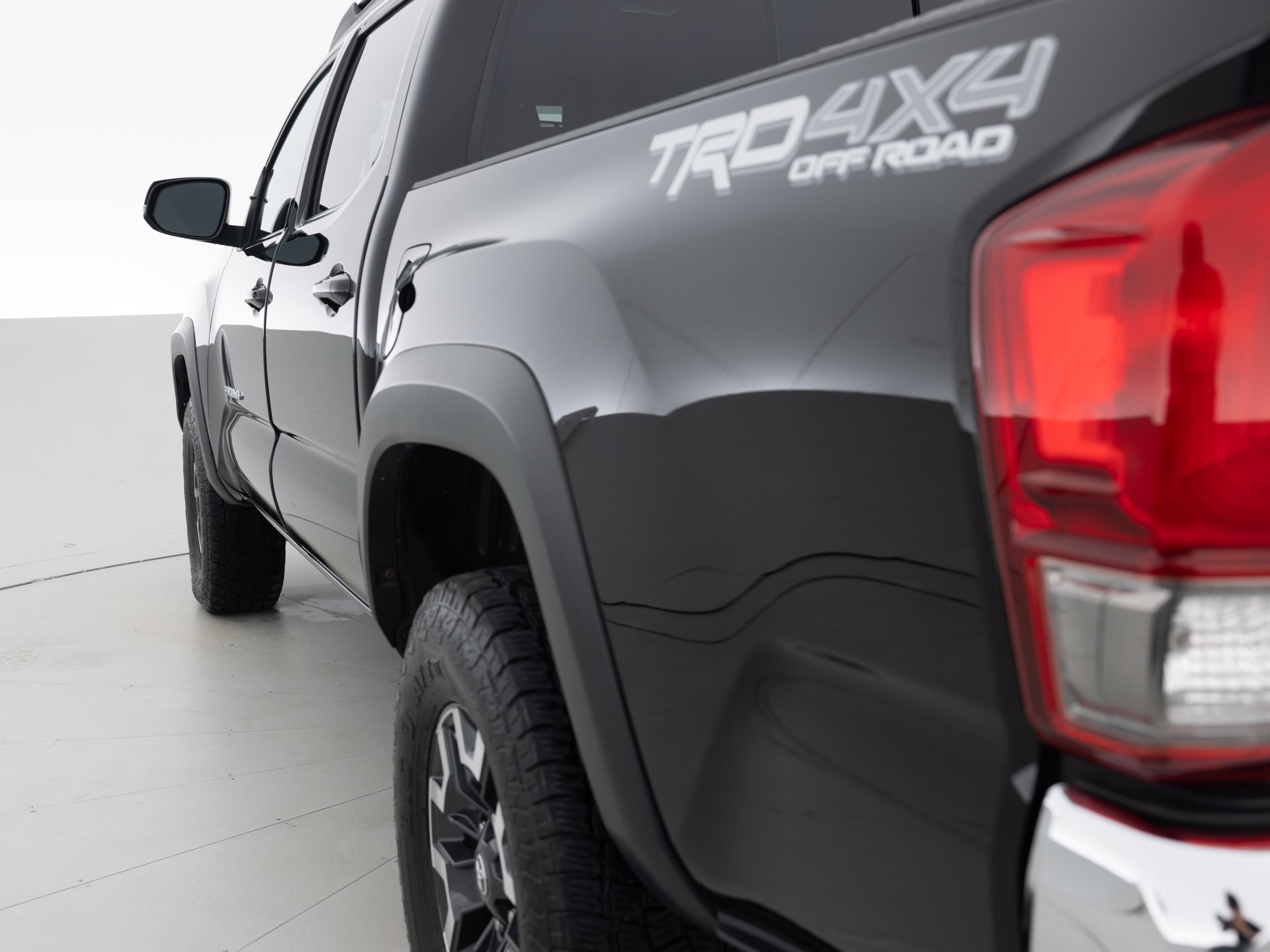 black toyota tacoma double 6