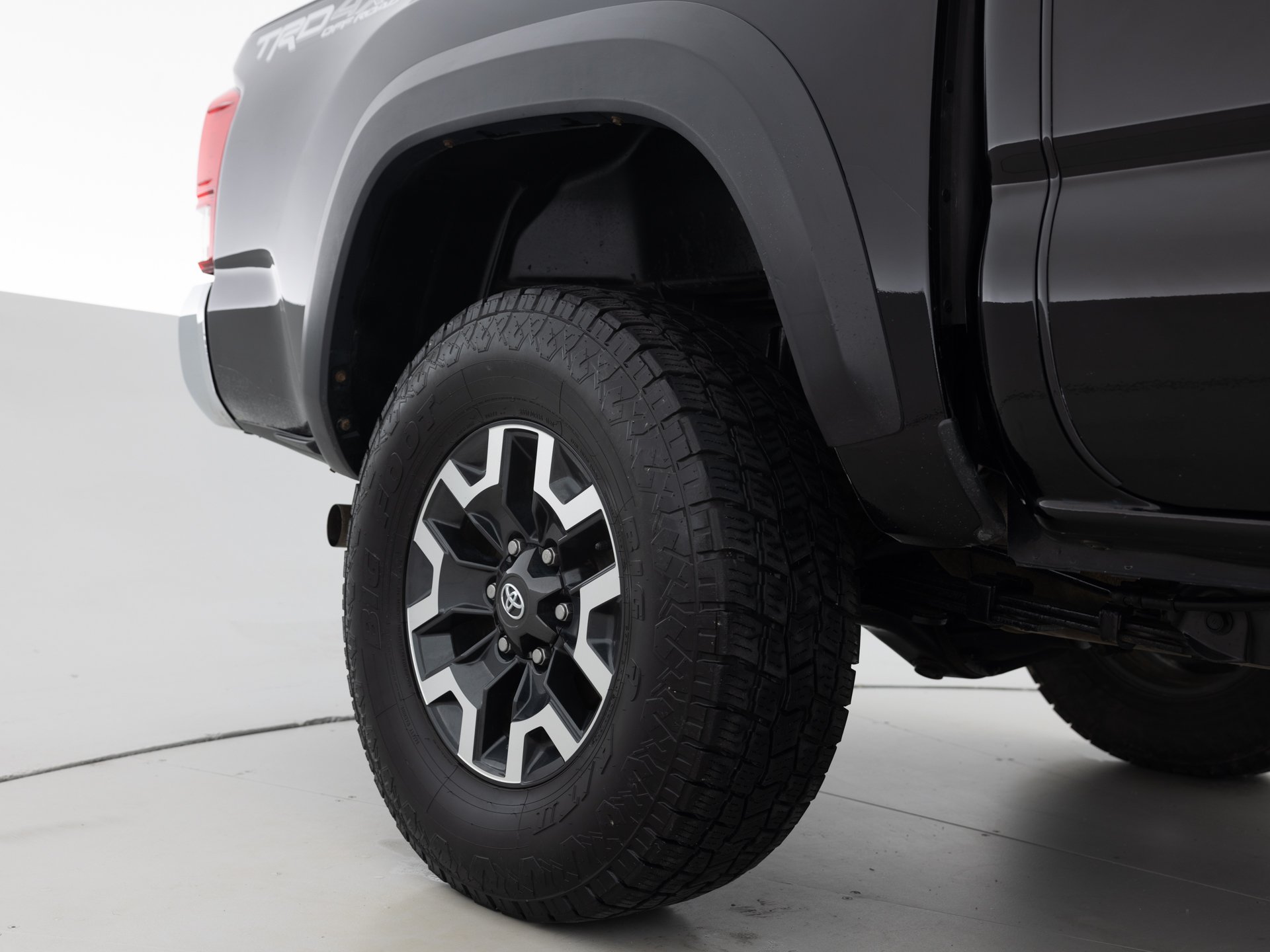 black toyota tacoma double 9