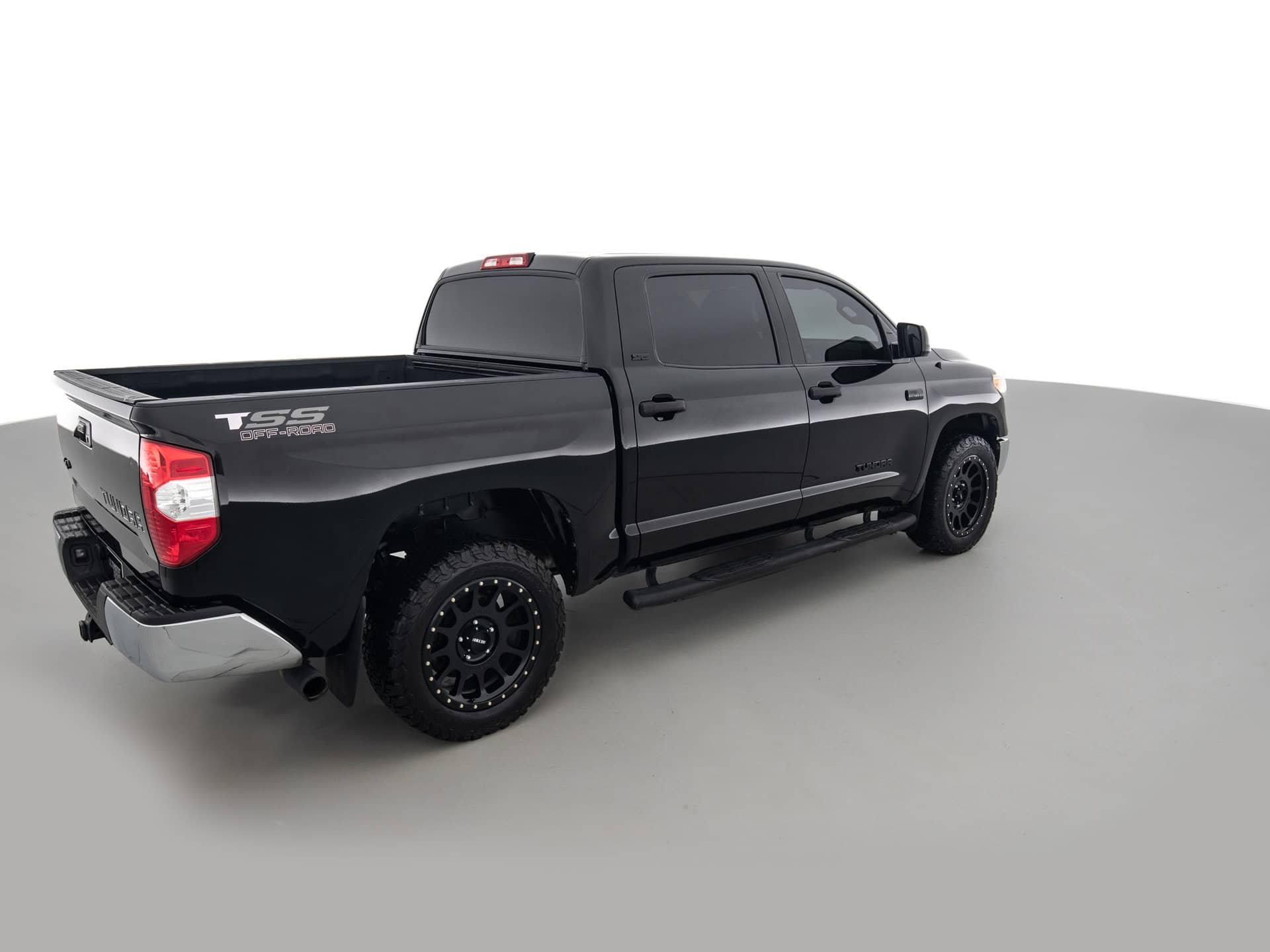 black toyota tundra sr5 4