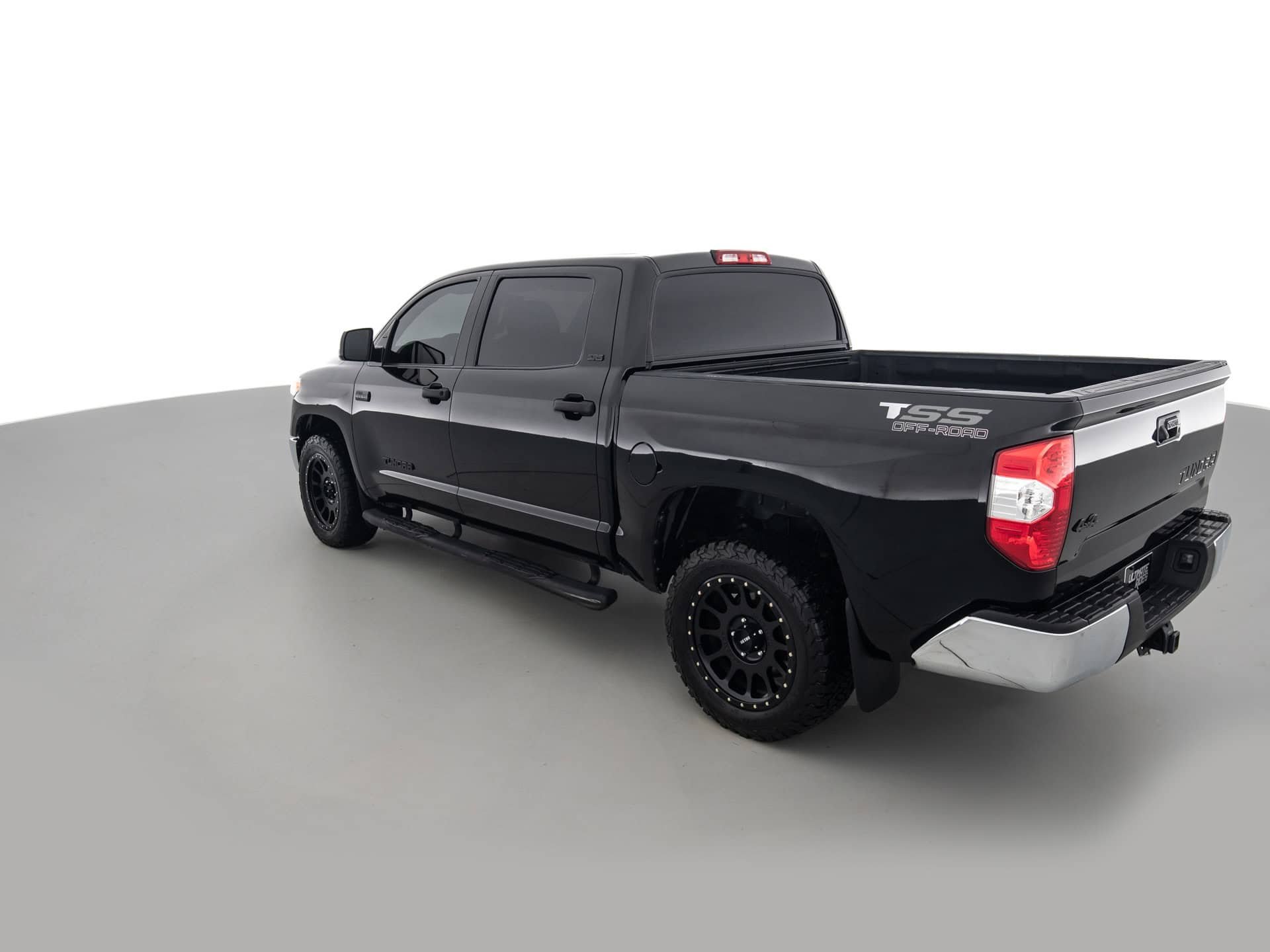 black toyota tundra sr5 6