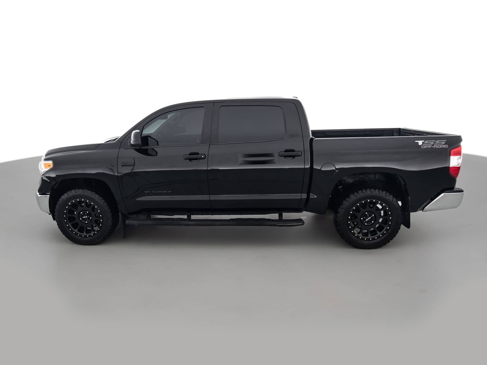 black toyota tundra sr5 7
