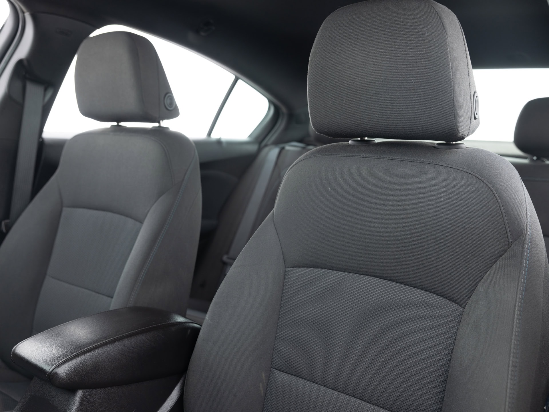 blue chevrolet cruze lt 14