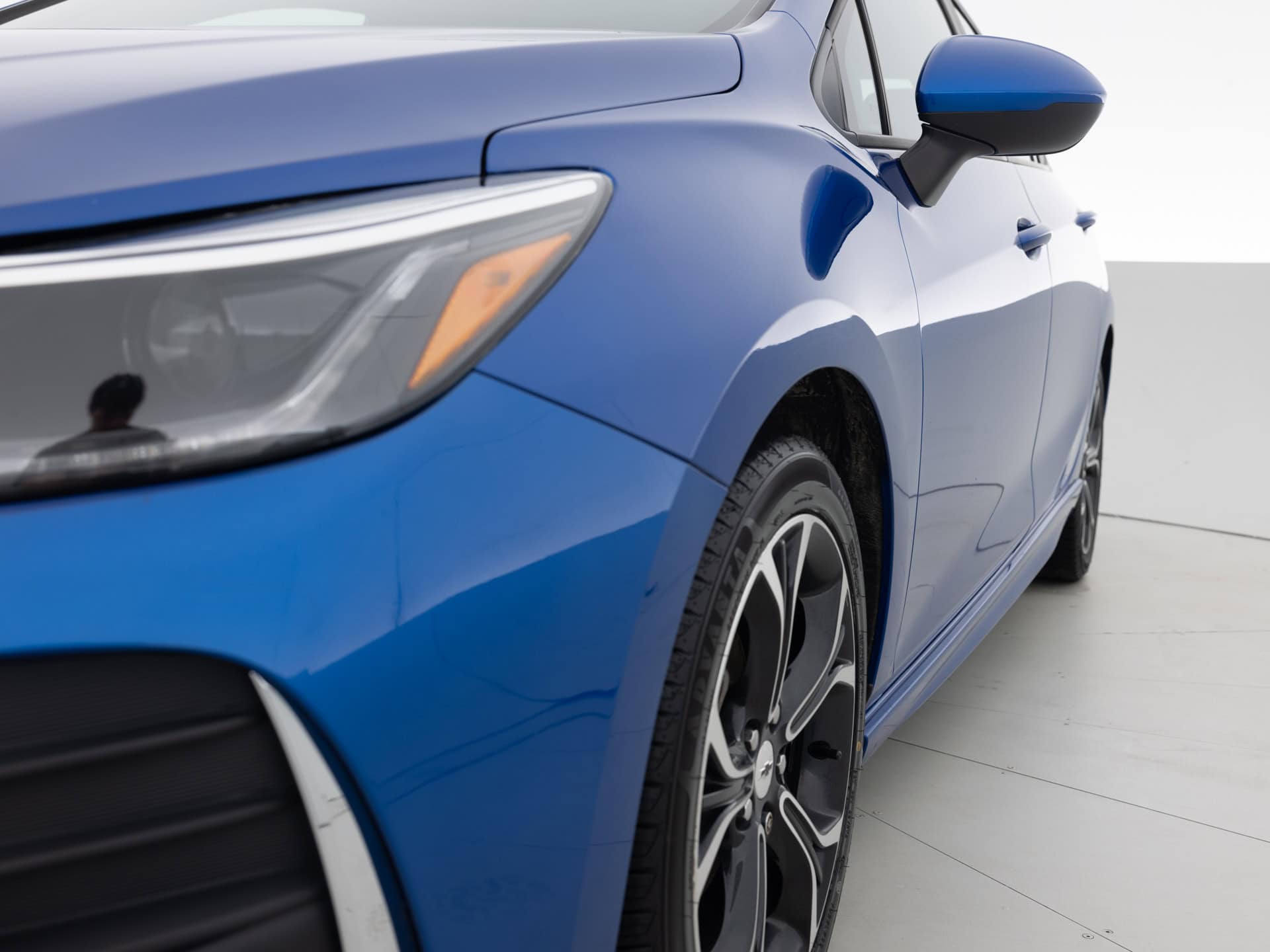 blue chevrolet cruze lt 3