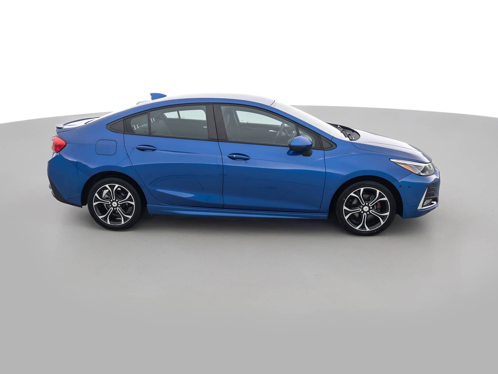 blue chevrolet cruze lt 3