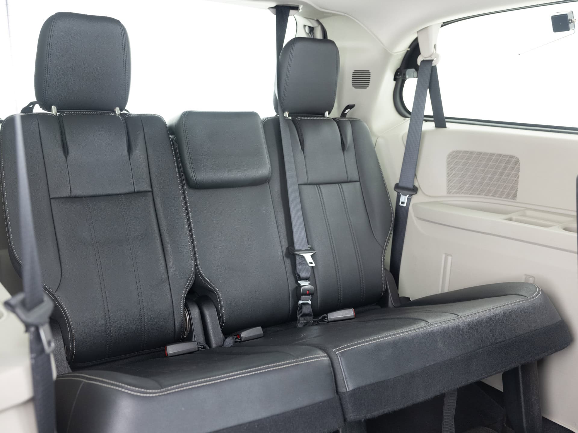 Used Blue Chrysler Town + Country-23 for Sale