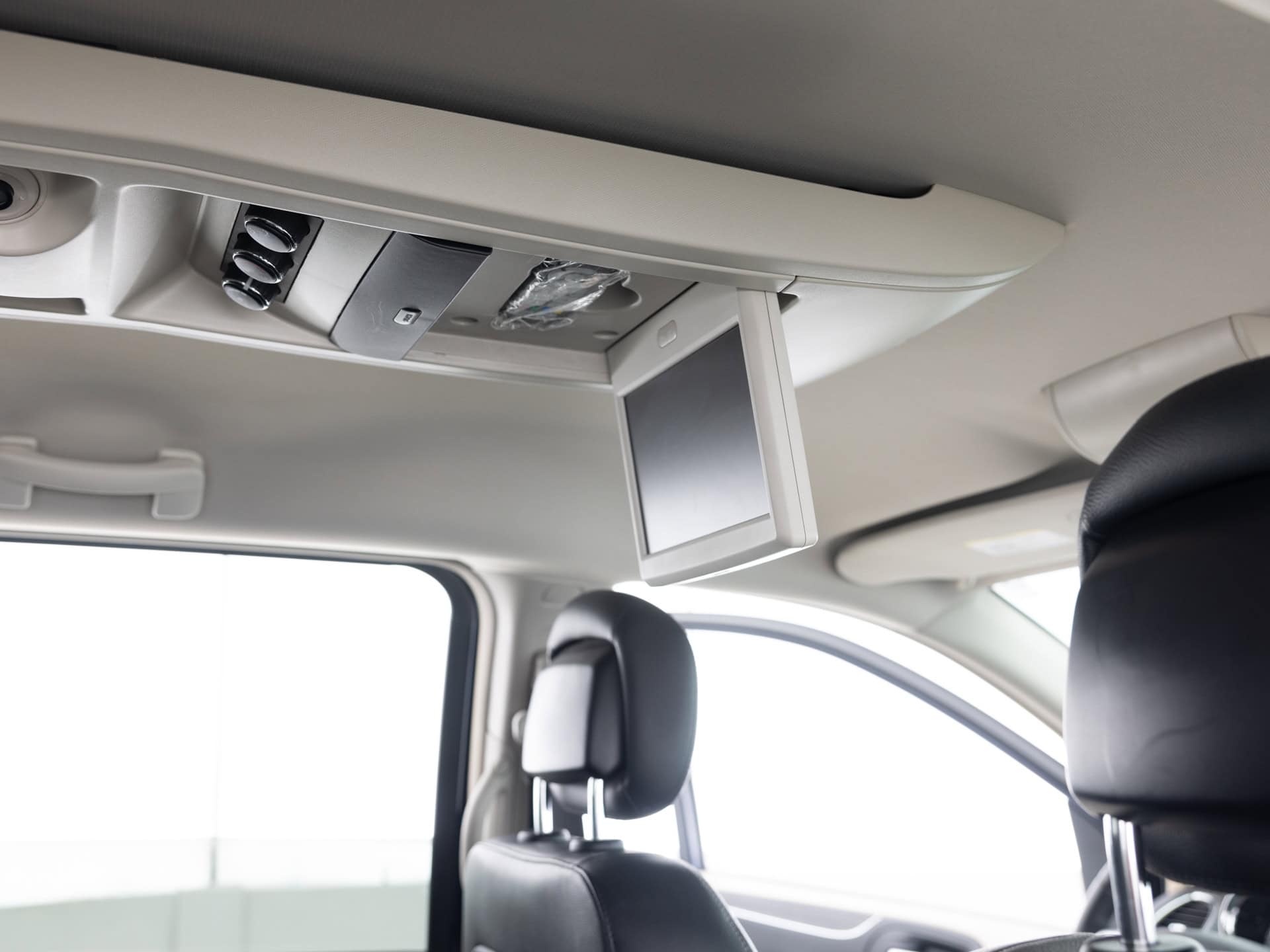 Used Blue Chrysler Town + Country-25 for Sale