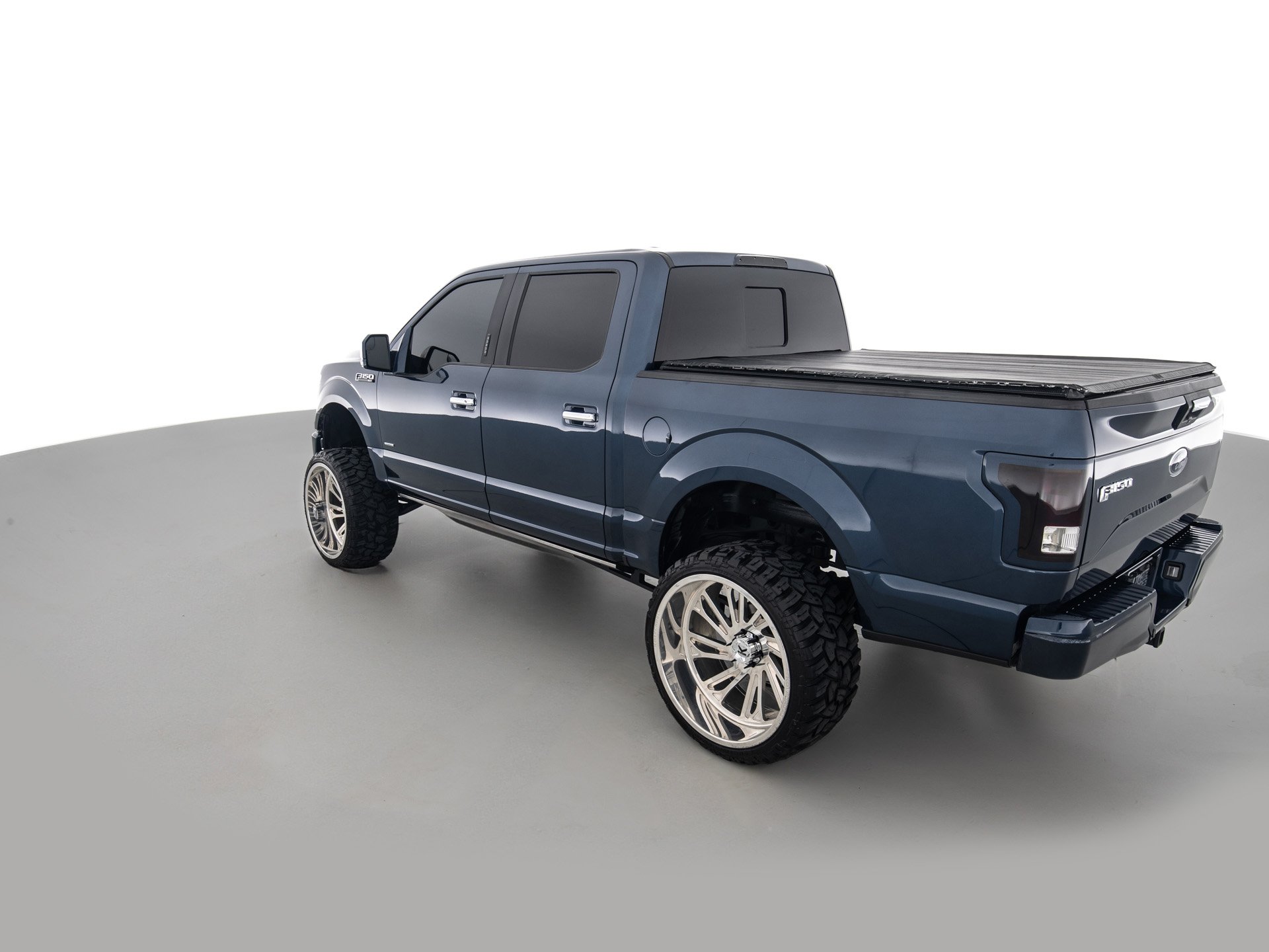 blue ford f150 xlt 6