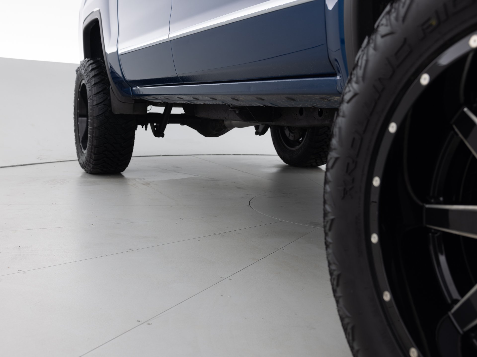 blue gmc sierra all terain 13
