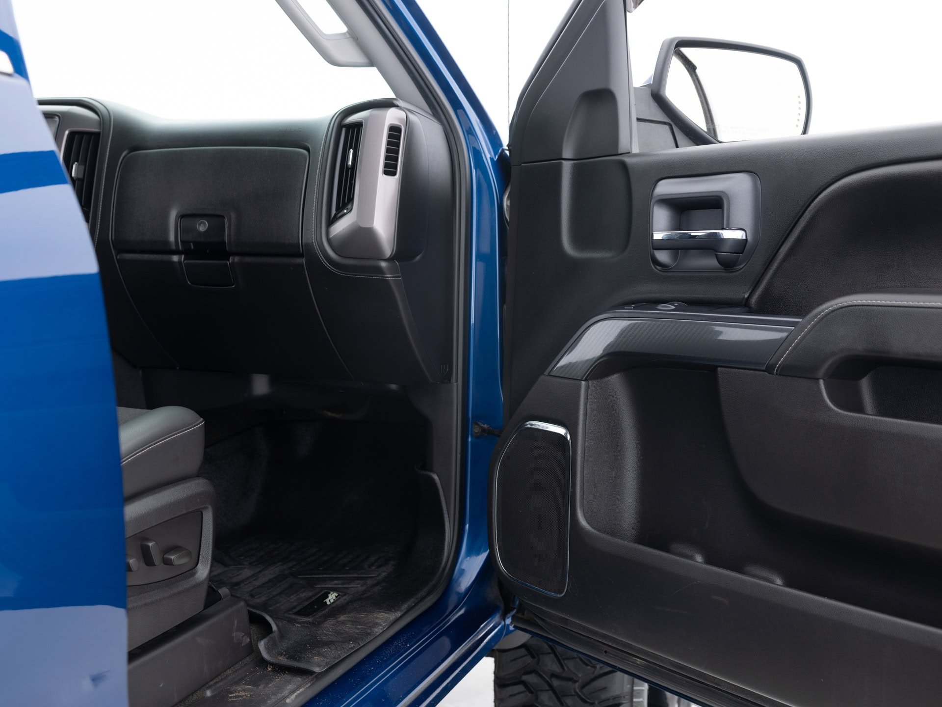 blue gmc sierra all terain 24