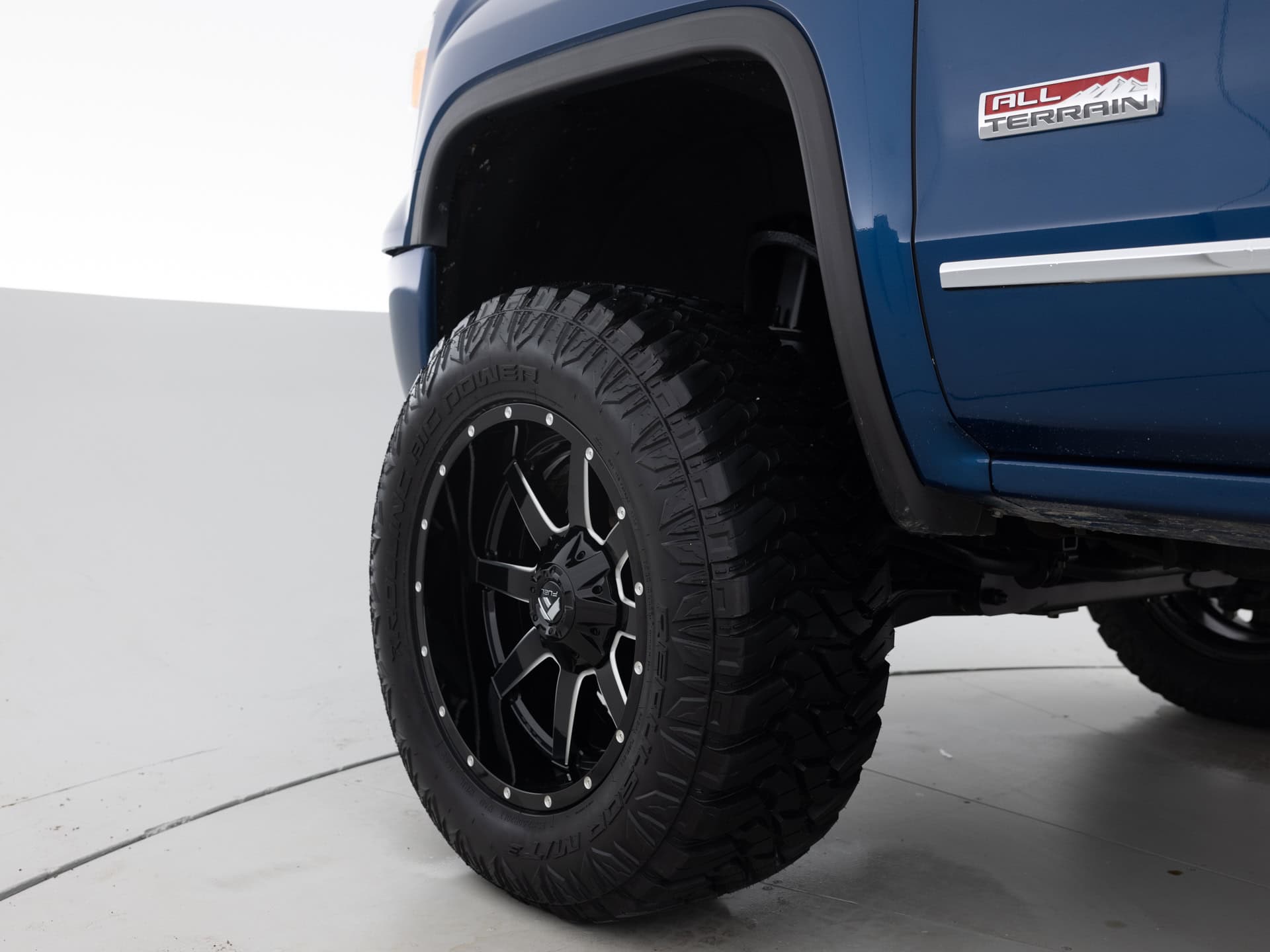 blue gmc sierra all terain 9