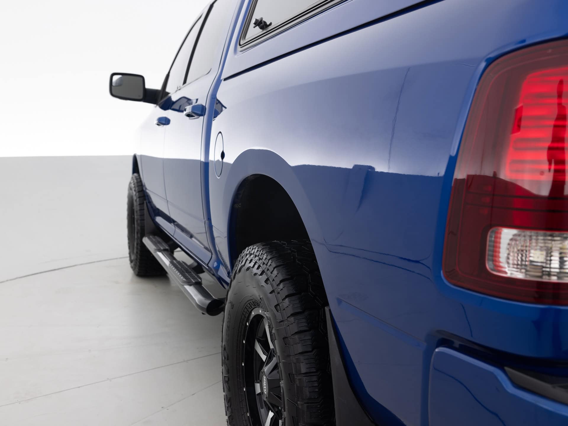 blue ram 1500 4x4 6