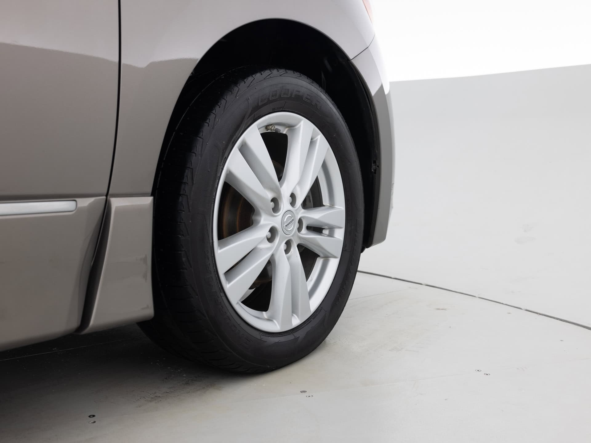 Used Gold Nissan Quest SL-12 for Sale